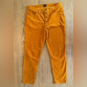 listing-status-banner